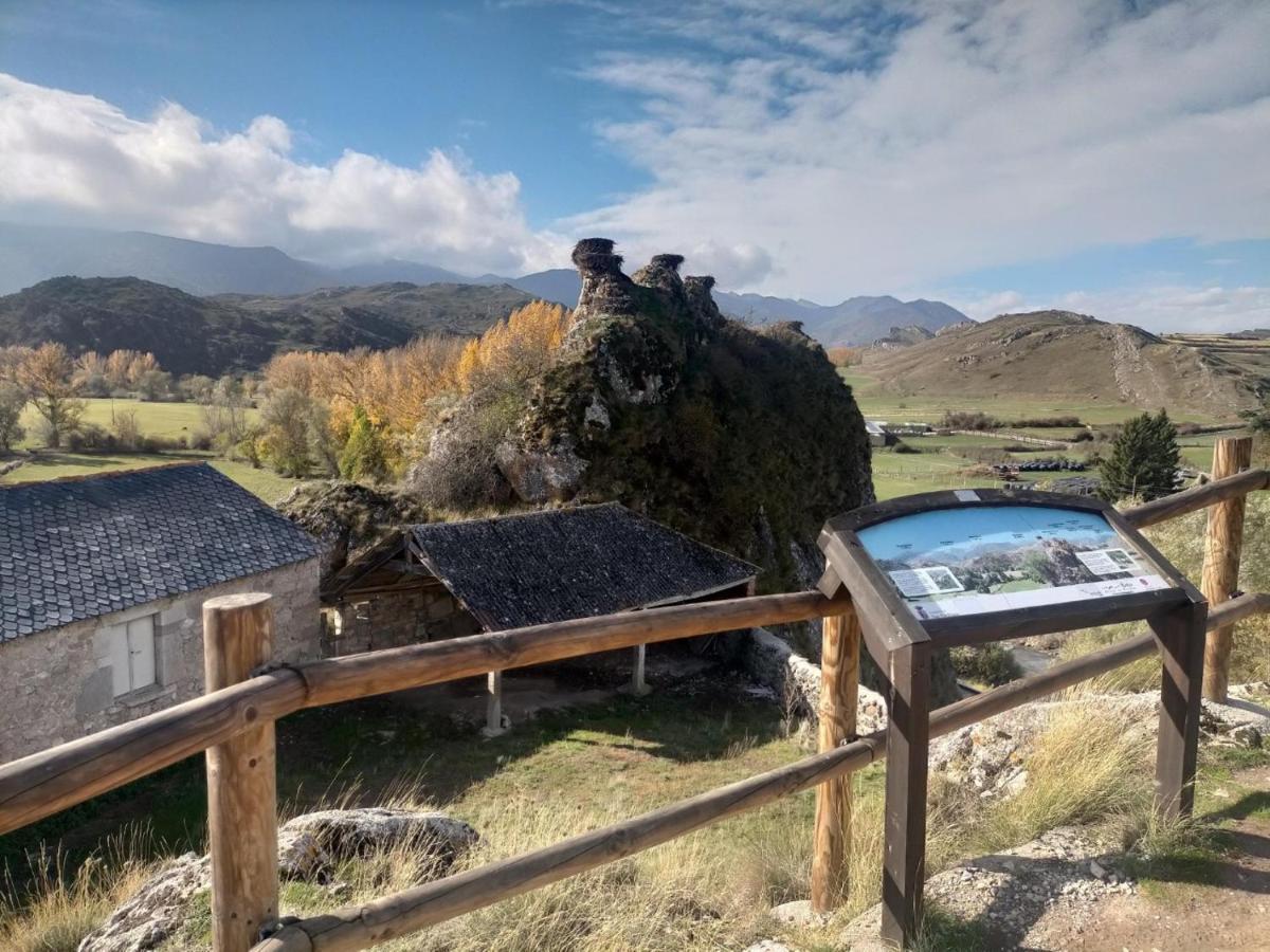 Turismo En Babia Bajo Los Nidos San Emiliano Exterior foto